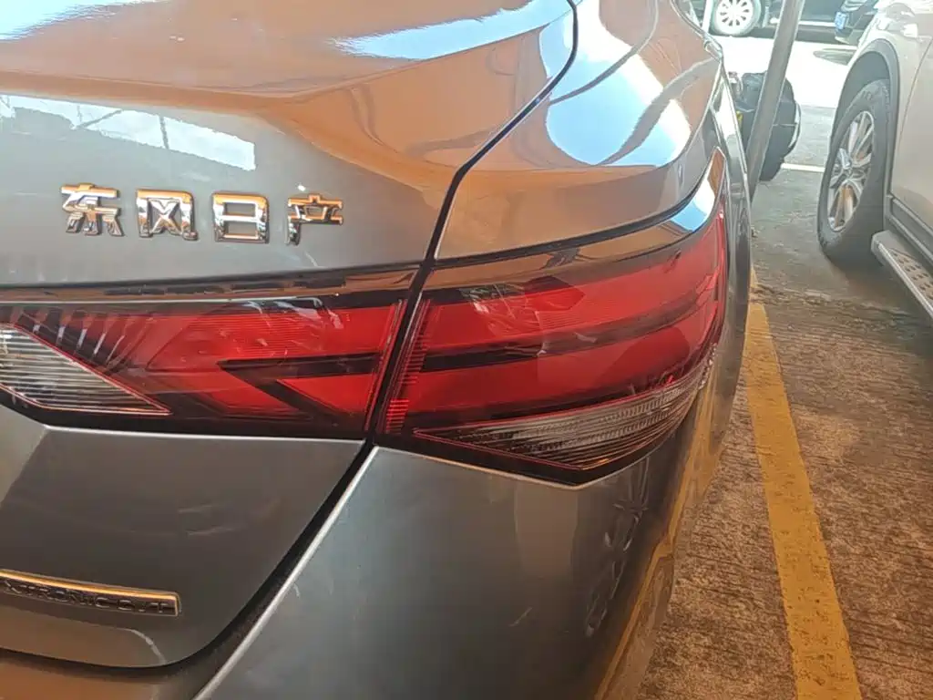 Nissan Sylphy — миниатюра 8