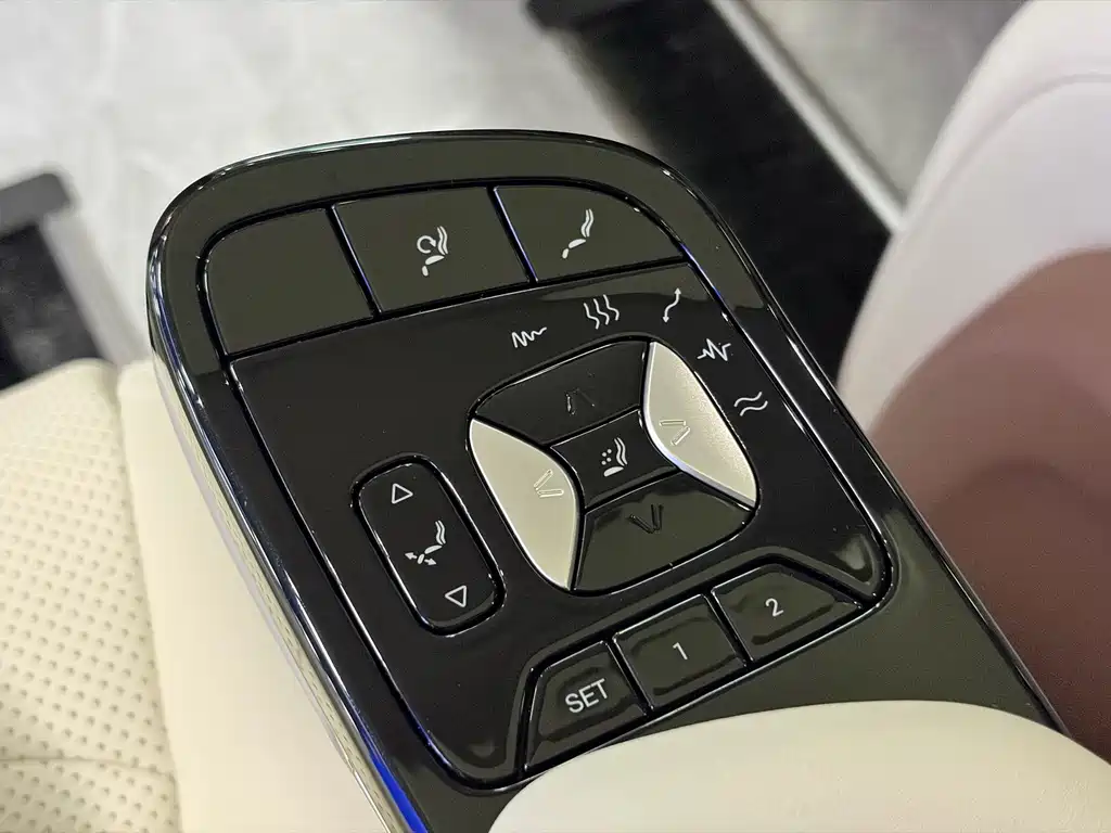 BYD Xia — миниатюра 8