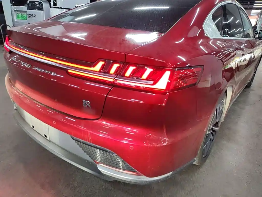 BYD Han — миниатюра 8