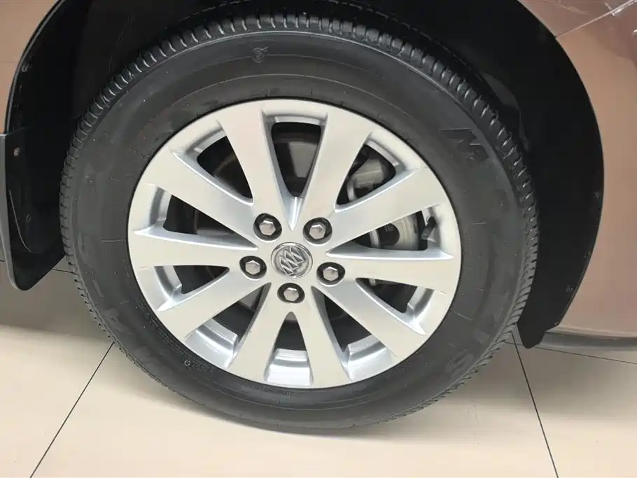 Buick GL8 2018 28T Luxury VI