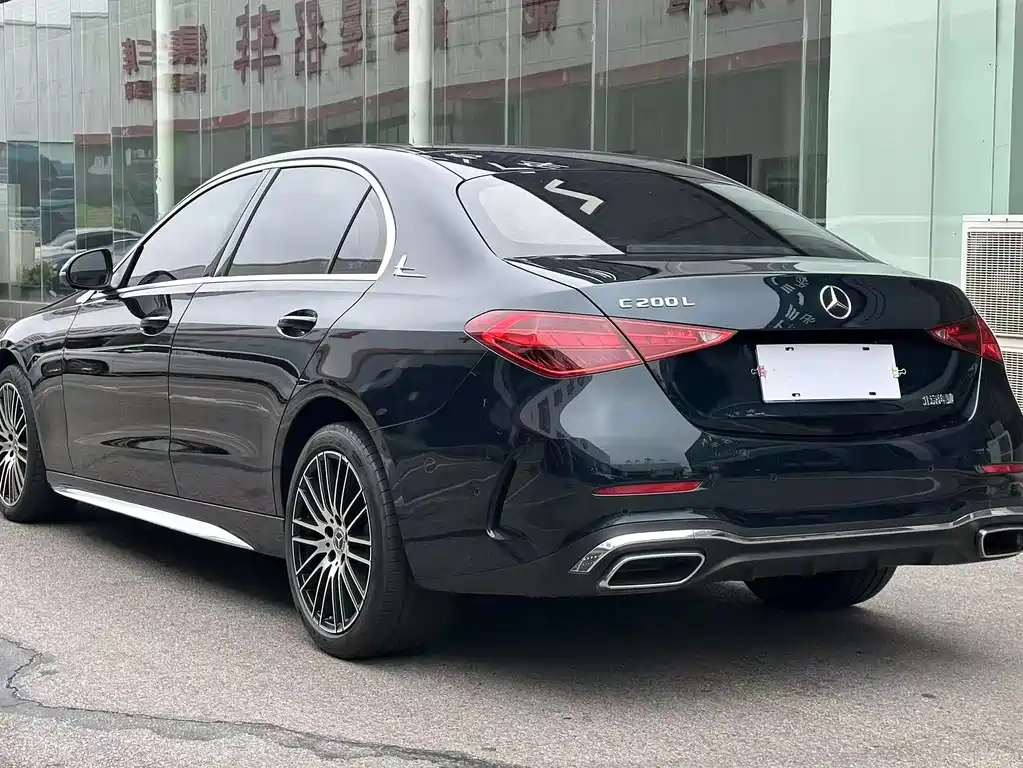 Mercedes-Benz C-Class — миниатюра 9