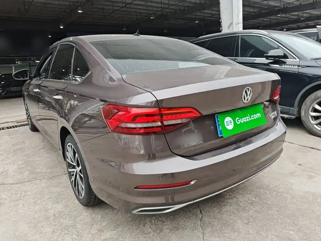 Volkswagen Lavida — миниатюра 5