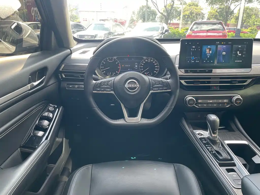Nissan Teana — миниатюра 20
