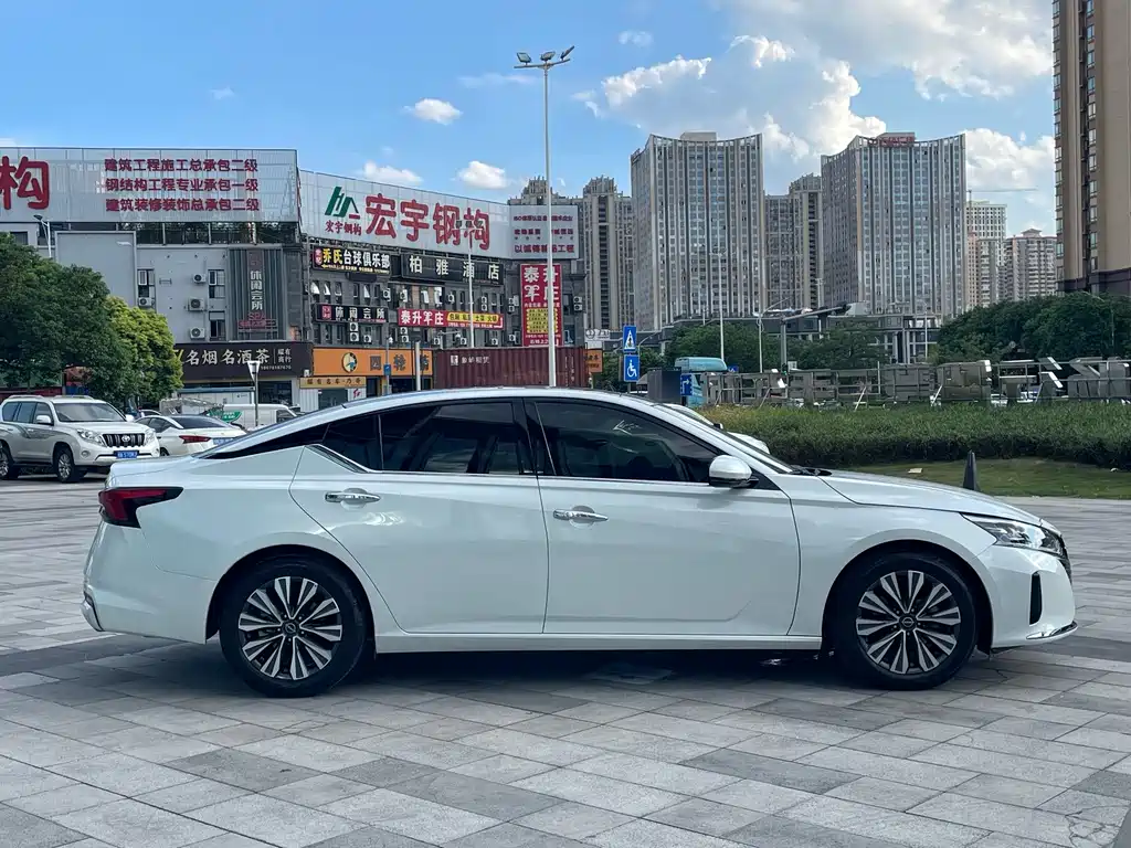 Nissan Teana — миниатюра 5