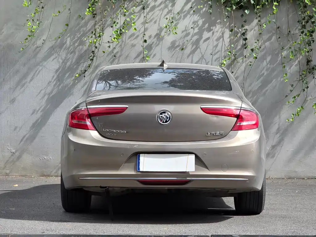 Buick LaCrosse — миниатюра 8