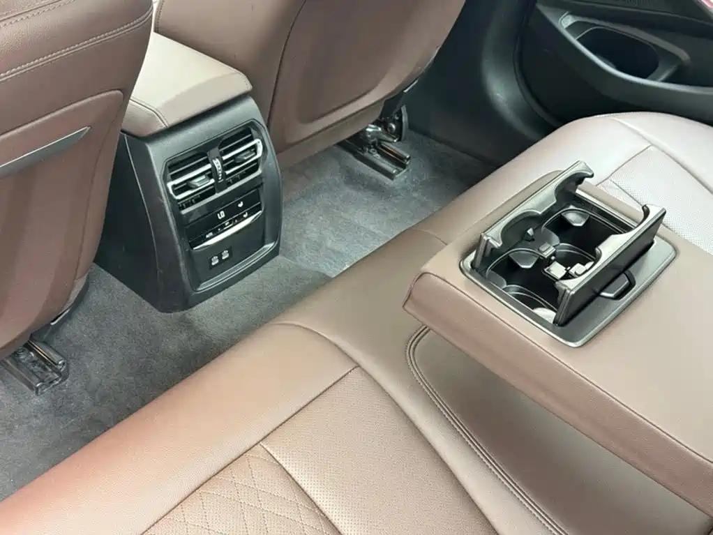 BMW 3 Series — миниатюра 4