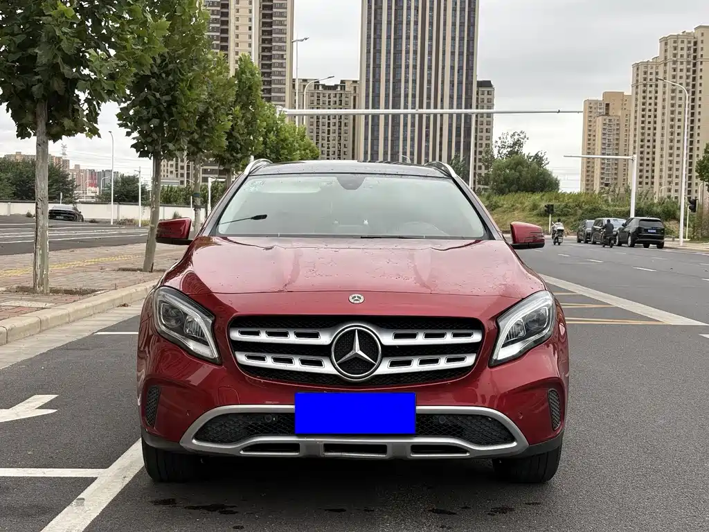 Mercedes-Benz GLA — миниатюра 2