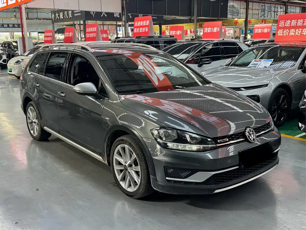 Volkswagen Golf 2019 1.8TSI