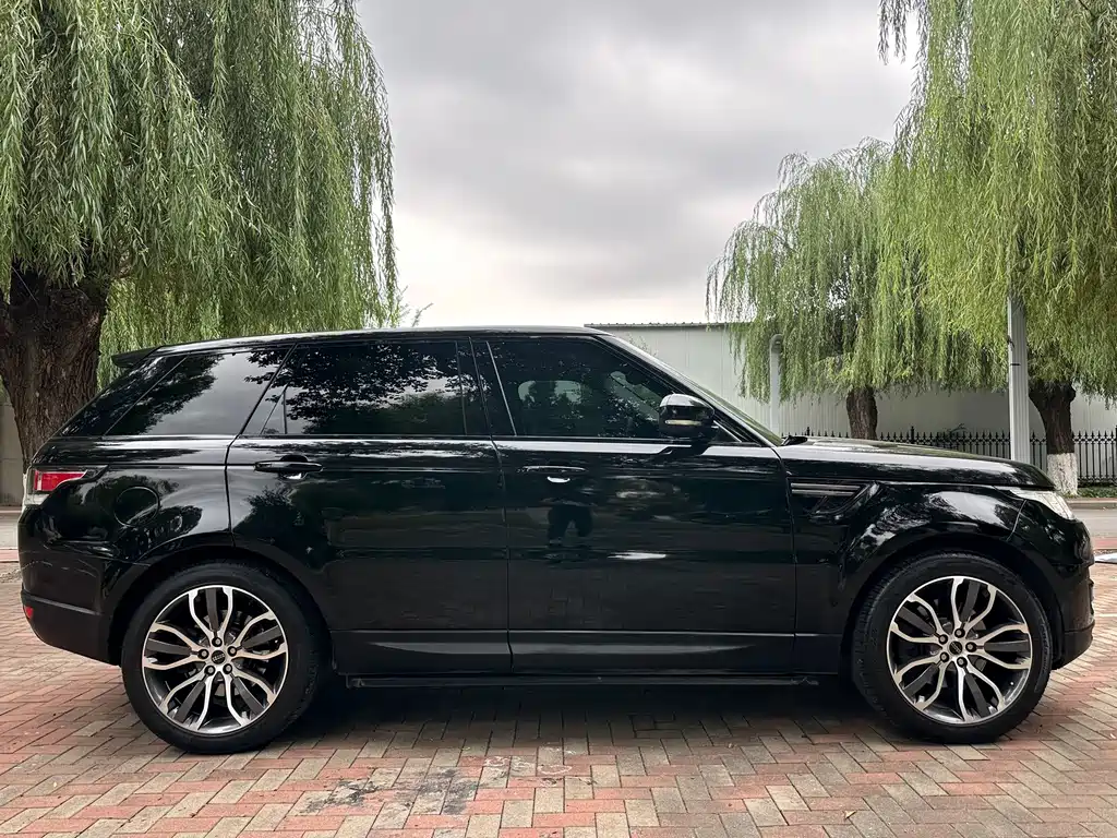 Land Rover Sport — миниатюра 4