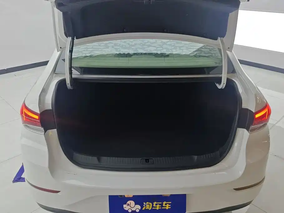 Buick Excelle — миниатюра 4