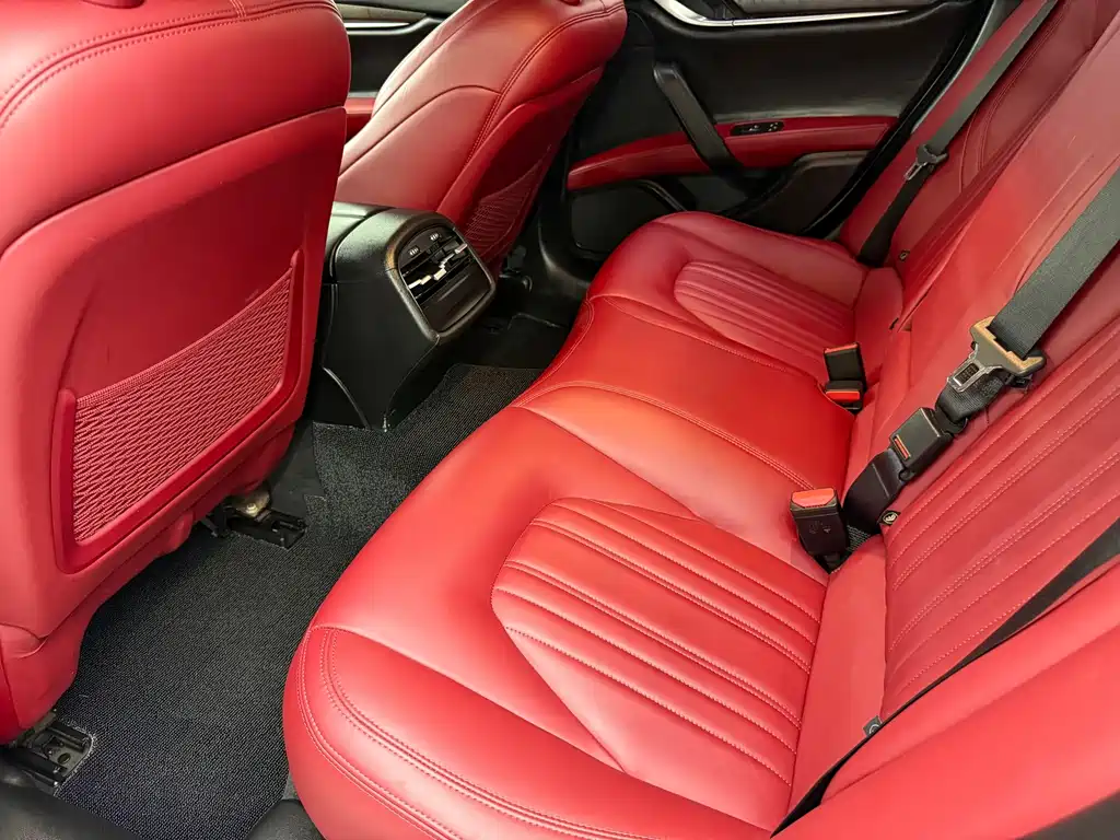Maserati Ghibli — миниатюра 9
