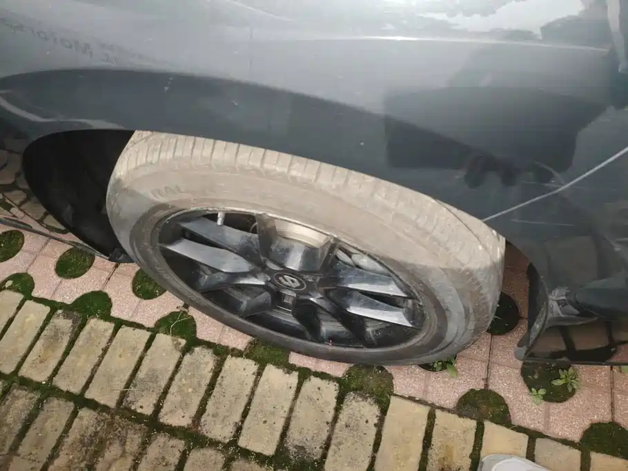 Leapmotor Leapmotor C10 — миниатюра 6