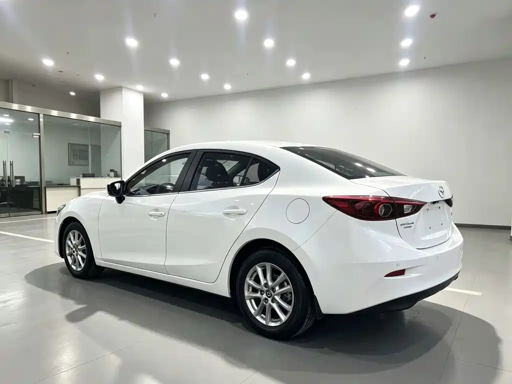 Mazda 3 Axela — миниатюра 9