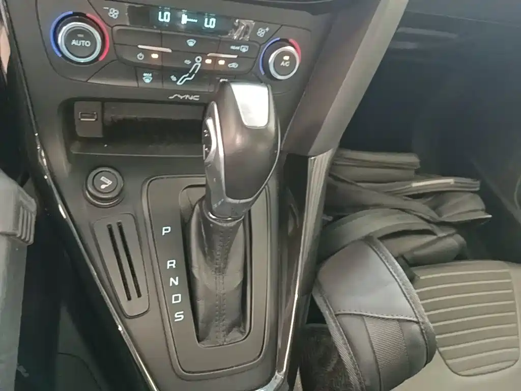 Ford Focus — миниатюра 14