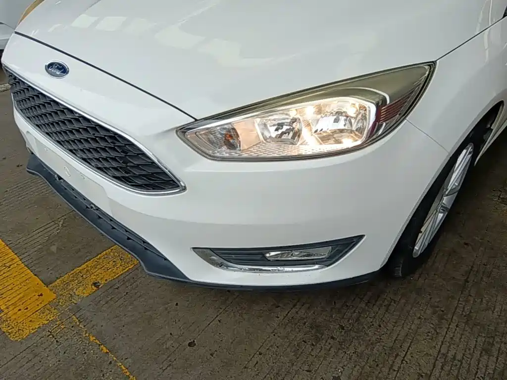 Ford Focus — миниатюра 24