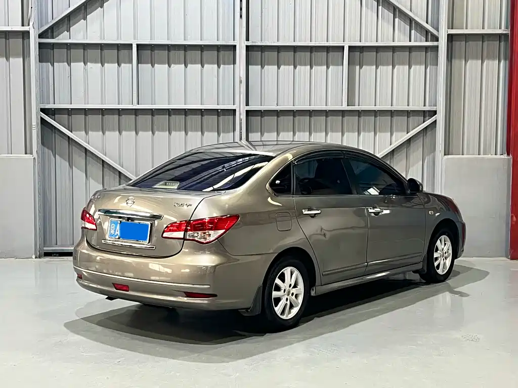 Nissan Sylphy 2016 1.6XE AT Comfort