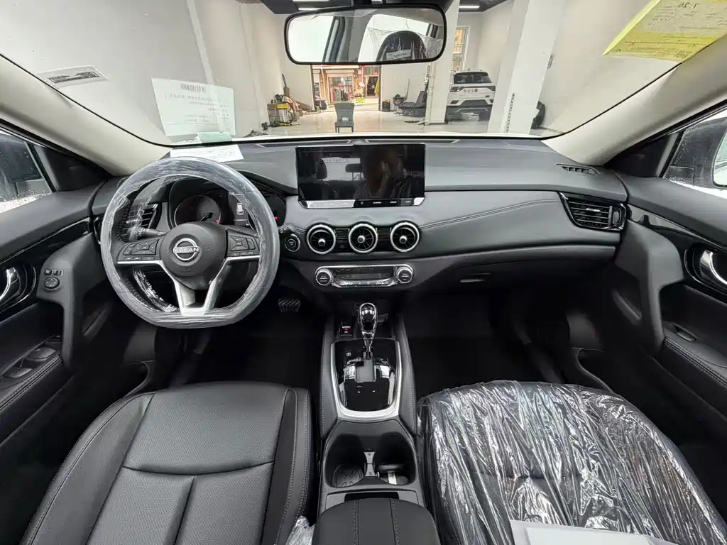 Nissan X-Trail — миниатюра 15