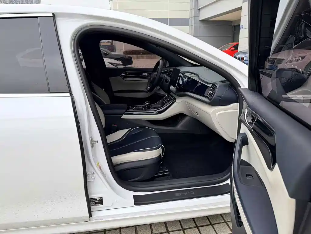 BYD Qin PLUS — миниатюра 8