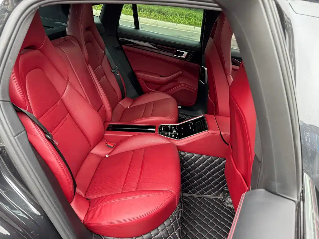 Porsche Panamera — миниатюра 12