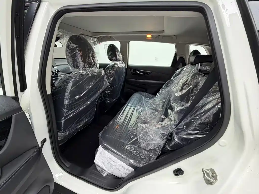 Nissan X-Trail — миниатюра 16