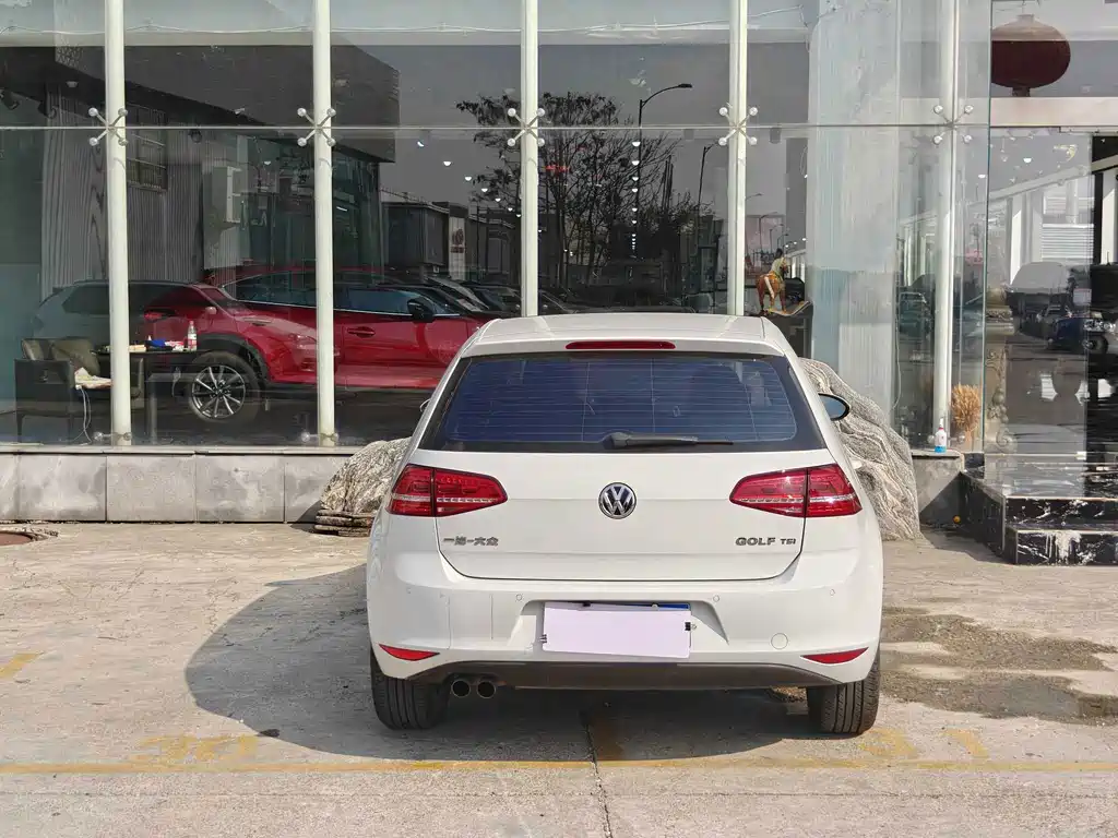 Volkswagen Golf — миниатюра 11