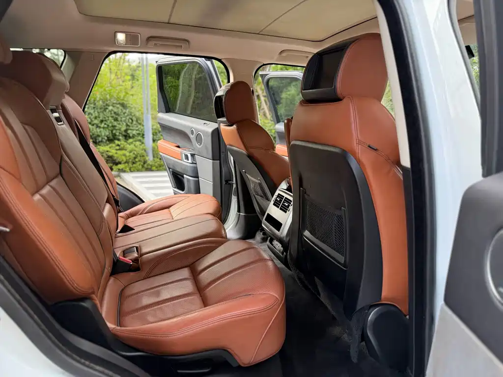 Land Rover Sport — миниатюра 7