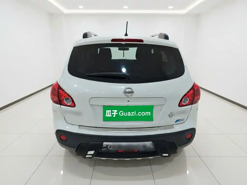 Nissan Qashqai — миниатюра 3