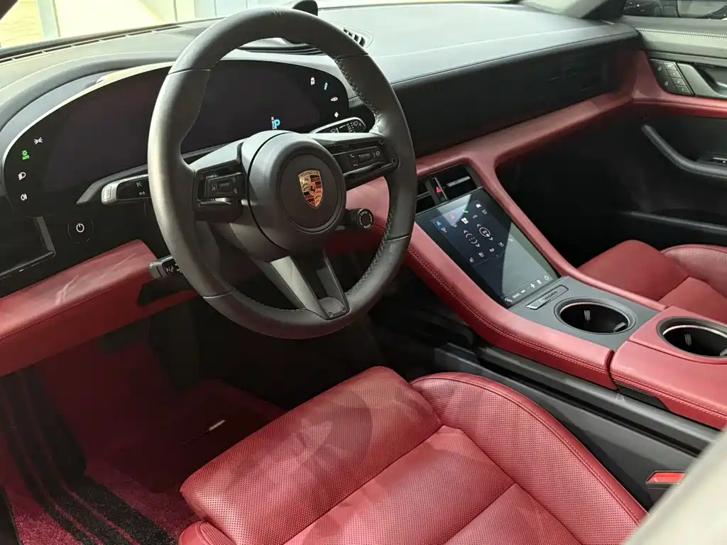 Porsche Taycan — миниатюра 13