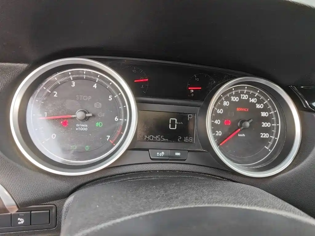 Peugeot 408 — миниатюра 12