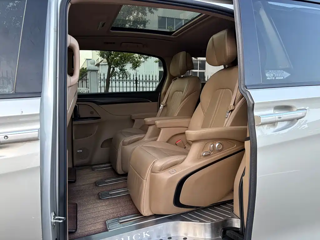 Buick GL8 2020 ES 653T Flagship