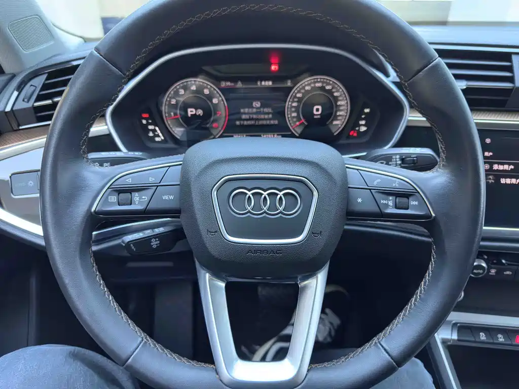 Audi Q3 — миниатюра 12