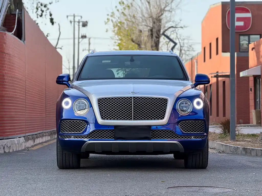 Bentley Bentayga 2018 4.0T V8