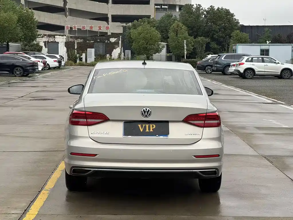 Volkswagen Lavida — миниатюра 8