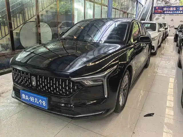 2023 Bestune B70