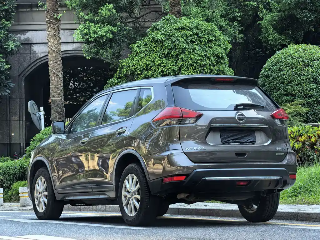 Nissan X-Trail — миниатюра 2