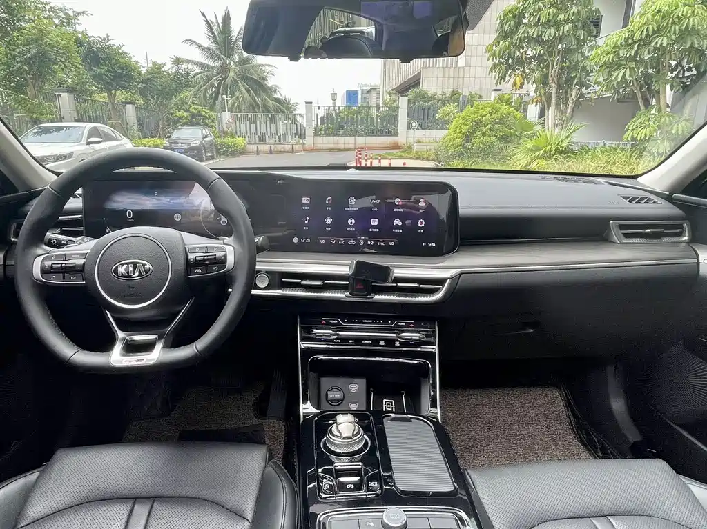 Kia K5 — миниатюра 5
