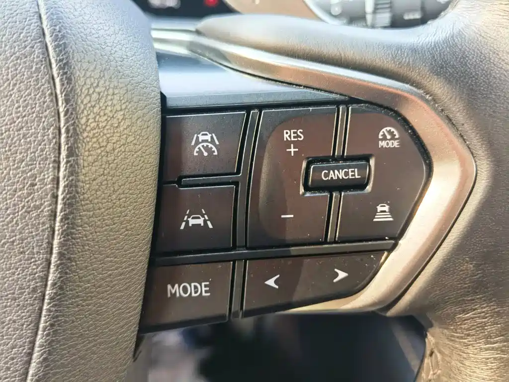 Lexus RX — миниатюра 26