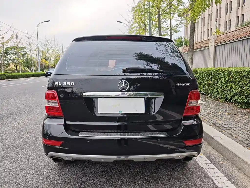 Mercedes-Benz M-Class — миниатюра 4