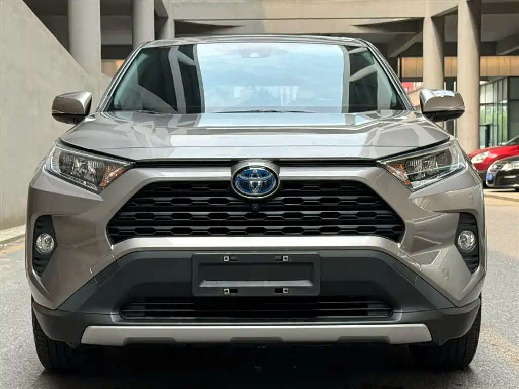 Toyota RAV4 2022 2.5L E-CVT Elite