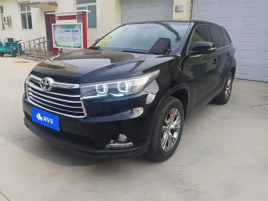 Toyota Highlander 2017 2.0T Elite 7 мест