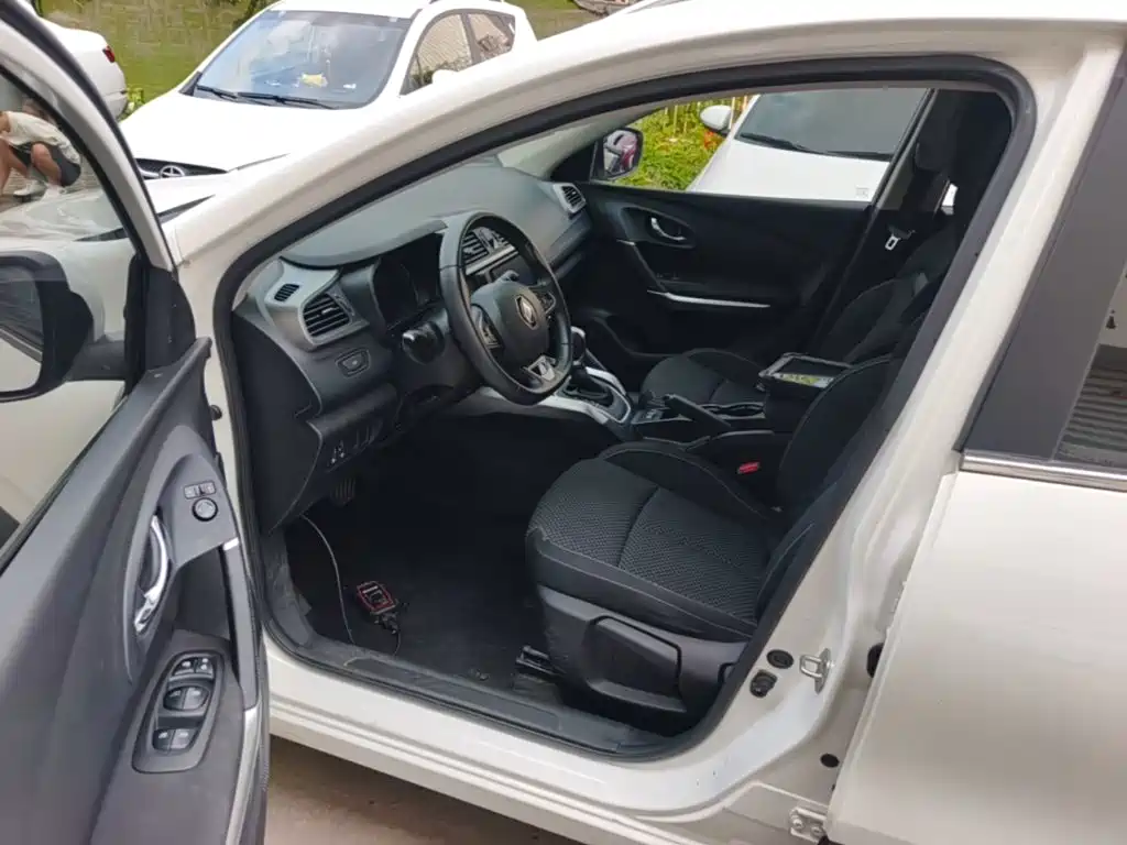 Renault Kadjar — миниатюра 16