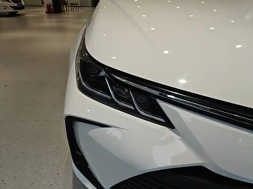 Toyota Corolla — миниатюра 11
