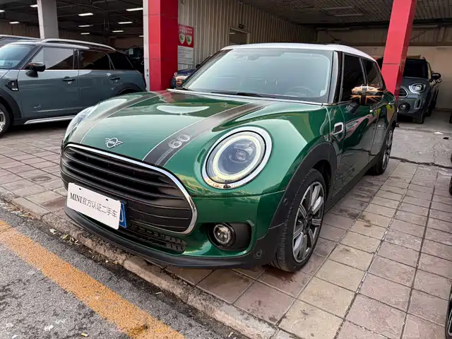 MINI CLUBMAN