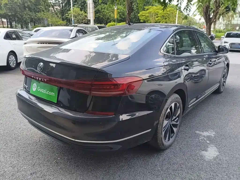 Volkswagen Passat — миниатюра 7