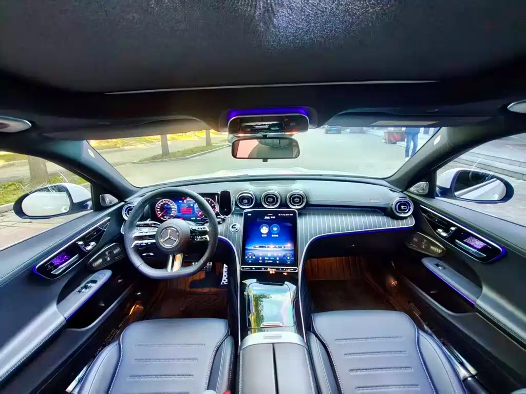 Mercedes-Benz C-Class — миниатюра 8