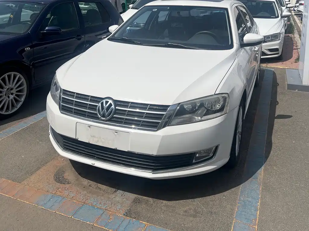Купить Volkswagen Gran Lavida