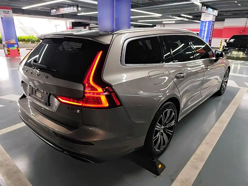 Volvo V60 — миниатюра 7