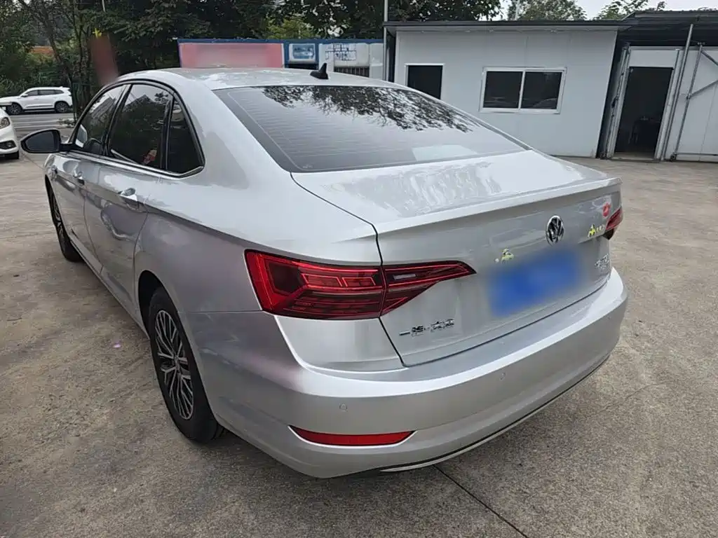 Volkswagen Sagitar — миниатюра 5