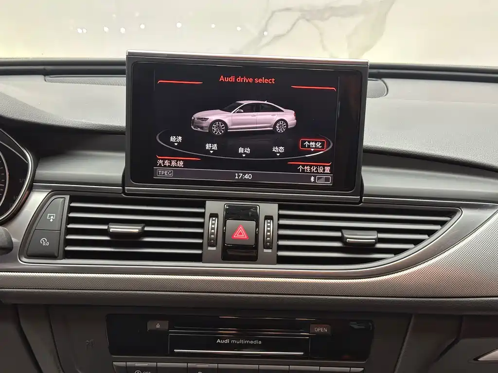 Audi A6L — миниатюра 12