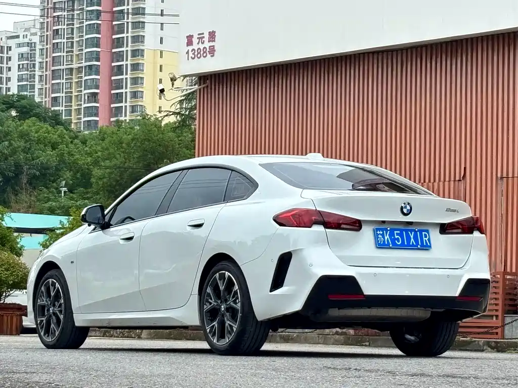 BMW 2 Series — миниатюра 6